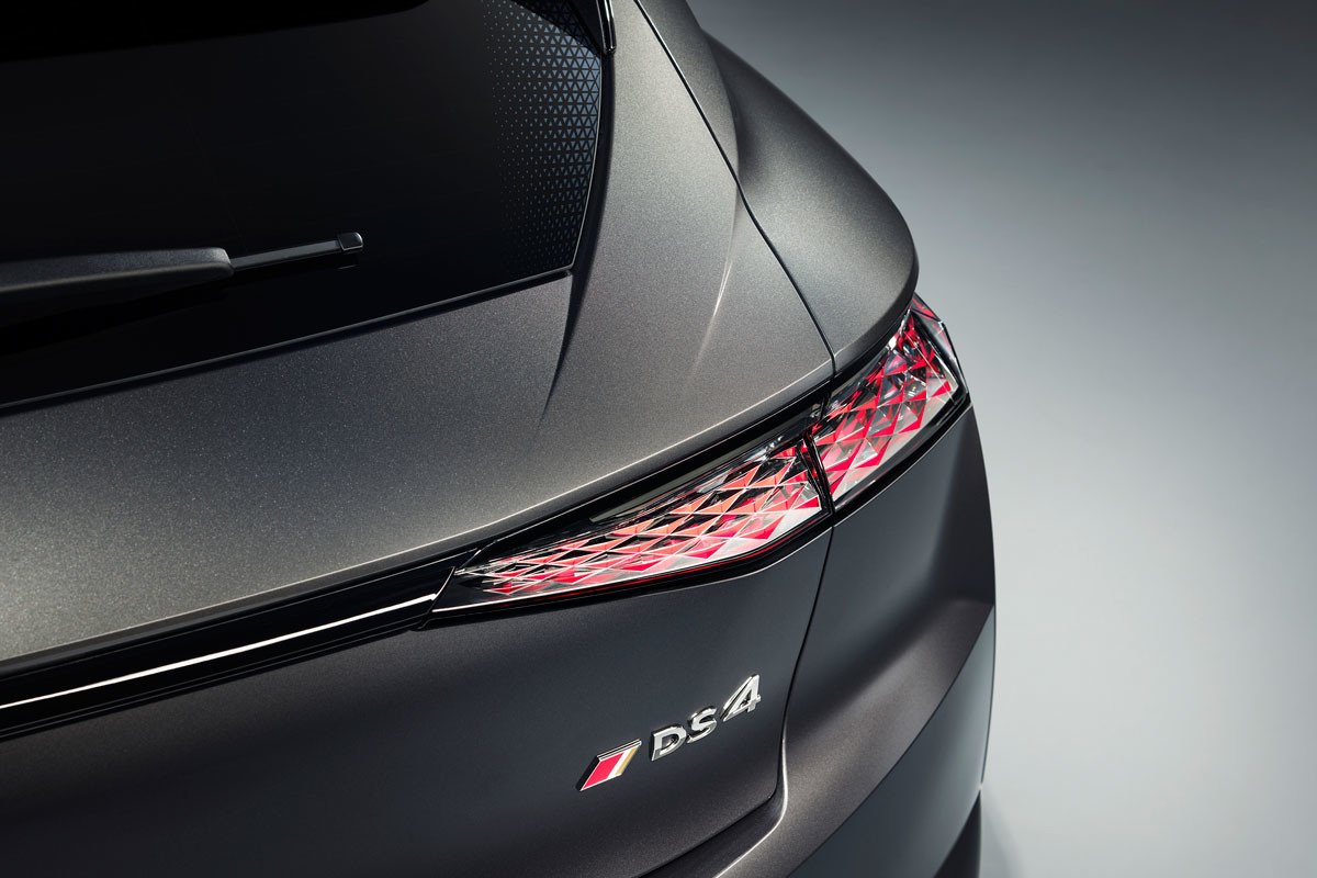 Nuevo DS 4 2021: precios, motores, interior, gama