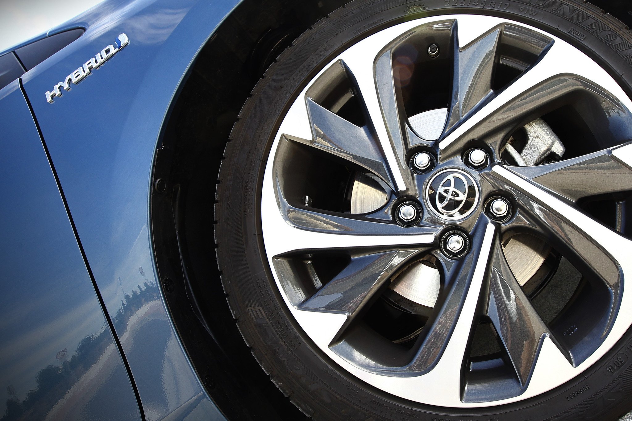 Toyota Auris: ¿cuál compro, híbrido, gasolina o diésel? 
