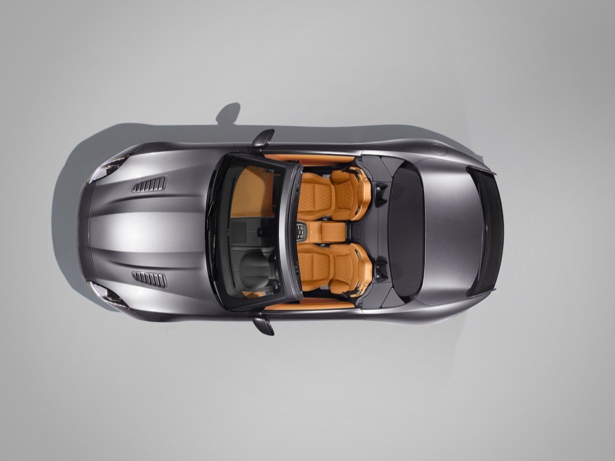 Jaguar F-TYPE SVR Coupé y Cabrio: todo sobre el superdeportivo de Jaguar
