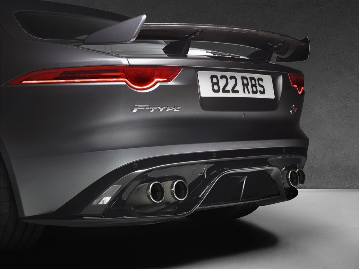 Jaguar F-TYPE SVR Coupé y Cabrio: todo sobre el superdeportivo de Jaguar
