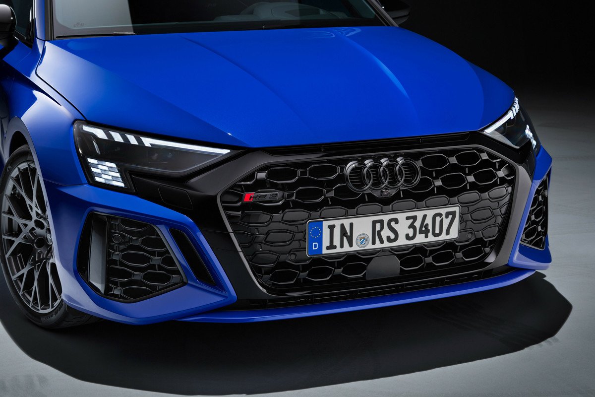 Nuevo Audi RS 3 performance edition: 407 CV, 300 km/h de máxima y solo 300 unidades