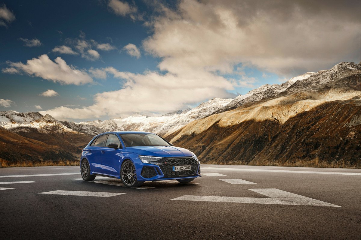 Nuevo Audi RS 3 performance edition: 407 CV, 300 km/h de máxima y solo 300 unidades