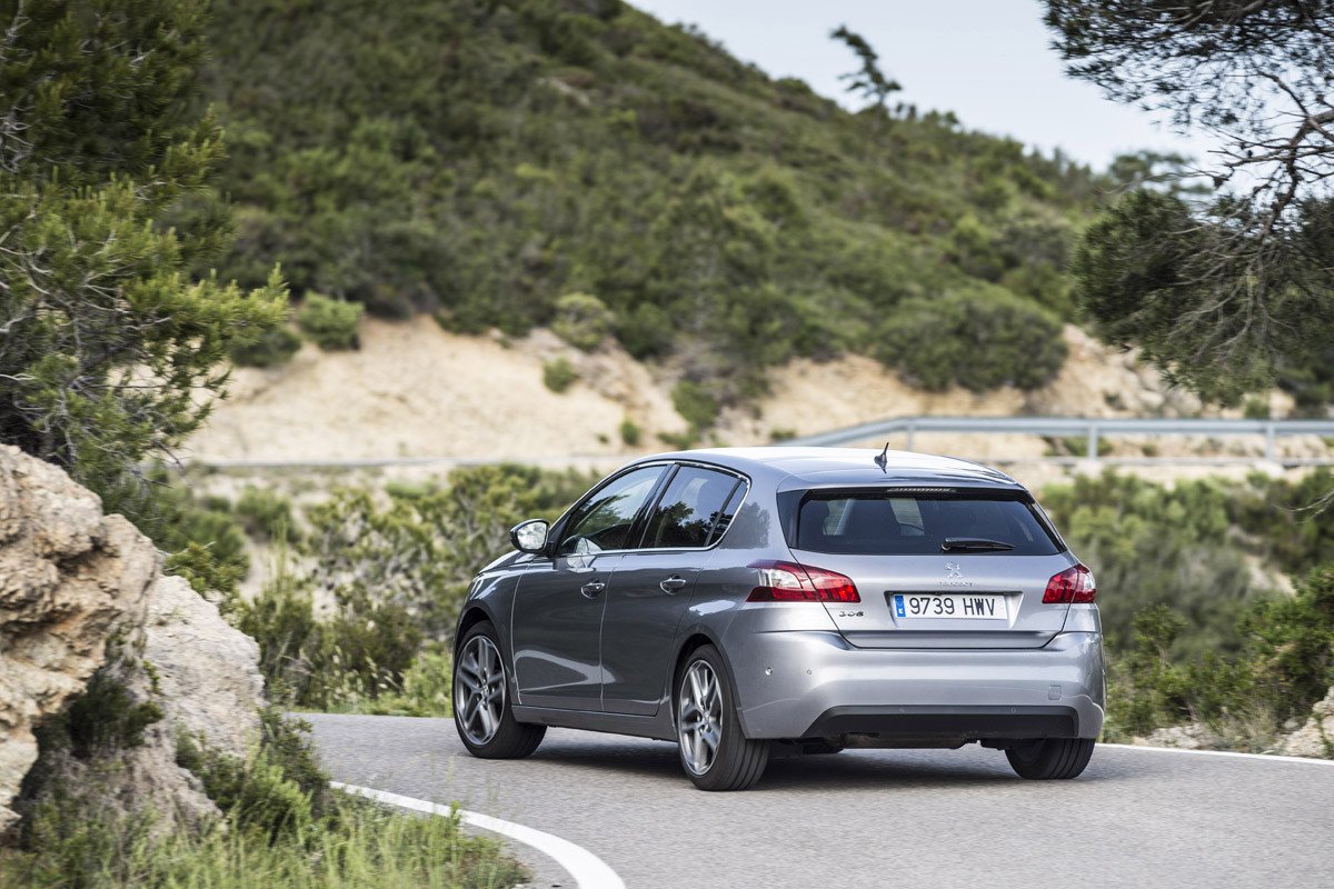 Prueba: Peugeot 308 1.2 Pure Tech 130 CV, un gasolina que interesa