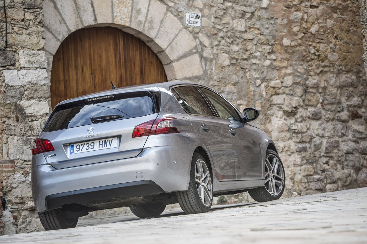 Prueba: Peugeot 308 1.2 Pure Tech 130 CV, un gasolina que interesa