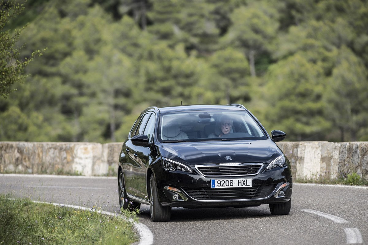 Prueba: Peugeot 308 1.2 Pure Tech 130 CV, un gasolina que interesa