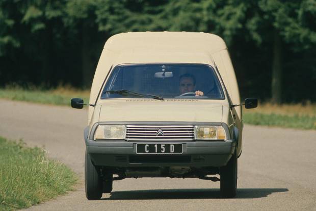 El aniversario de la Citroën C15: una furgoneta hecha en Vigo con una historia legendaria