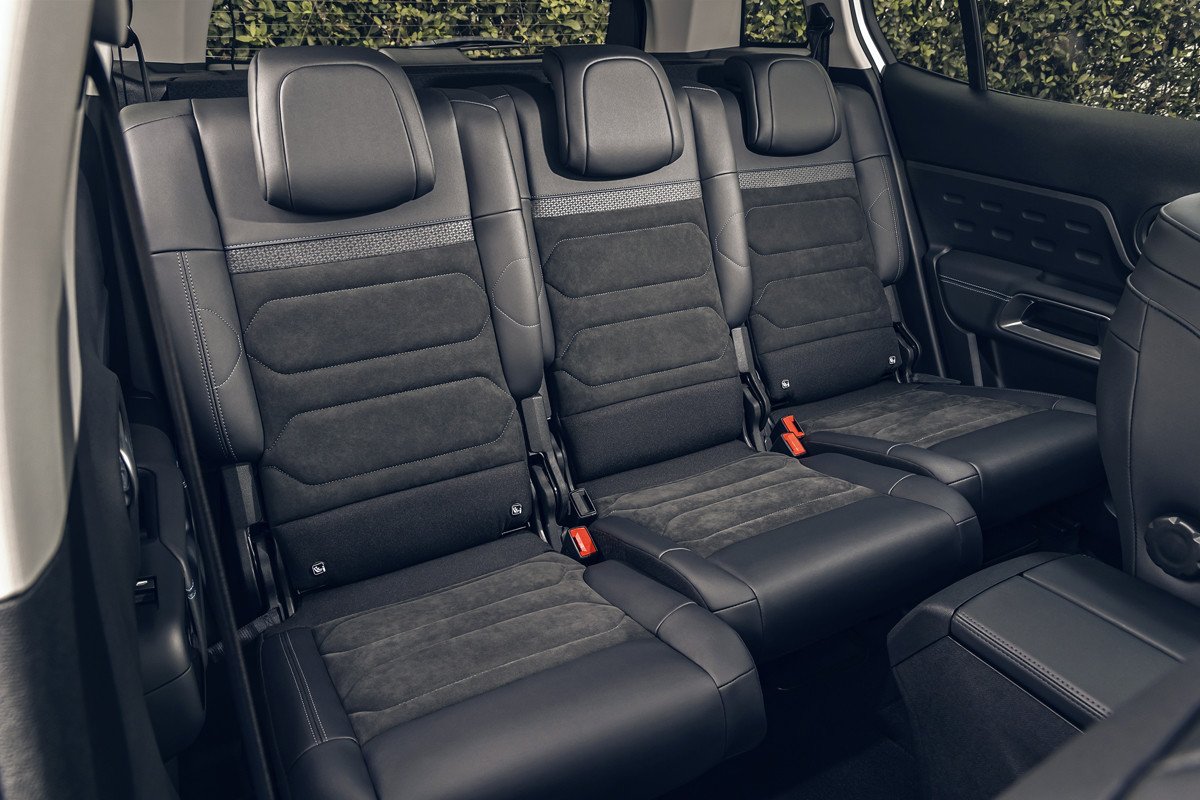 El C5 Aircross se convierte en el primer Citroën con una mecánica híbrida ligera