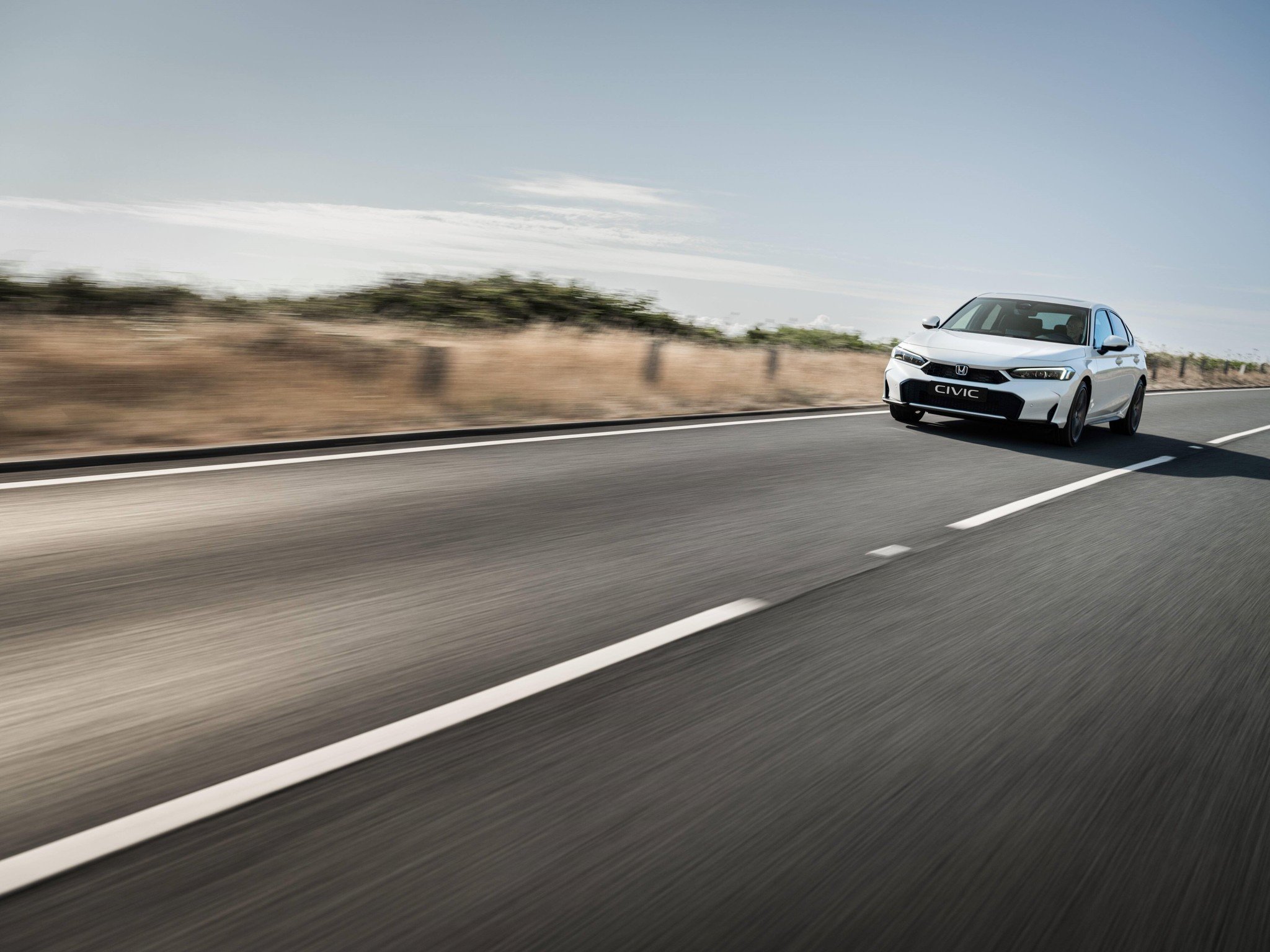 Nuevo Honda Civic 2026: diseño exterior renovado y mejoras importantes de equipamiento