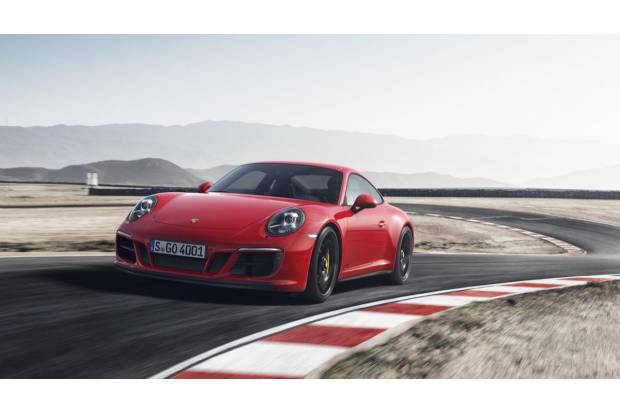 Nuevos Porsche 911 GTS Coupé, Cabrio y Targa: familia completa