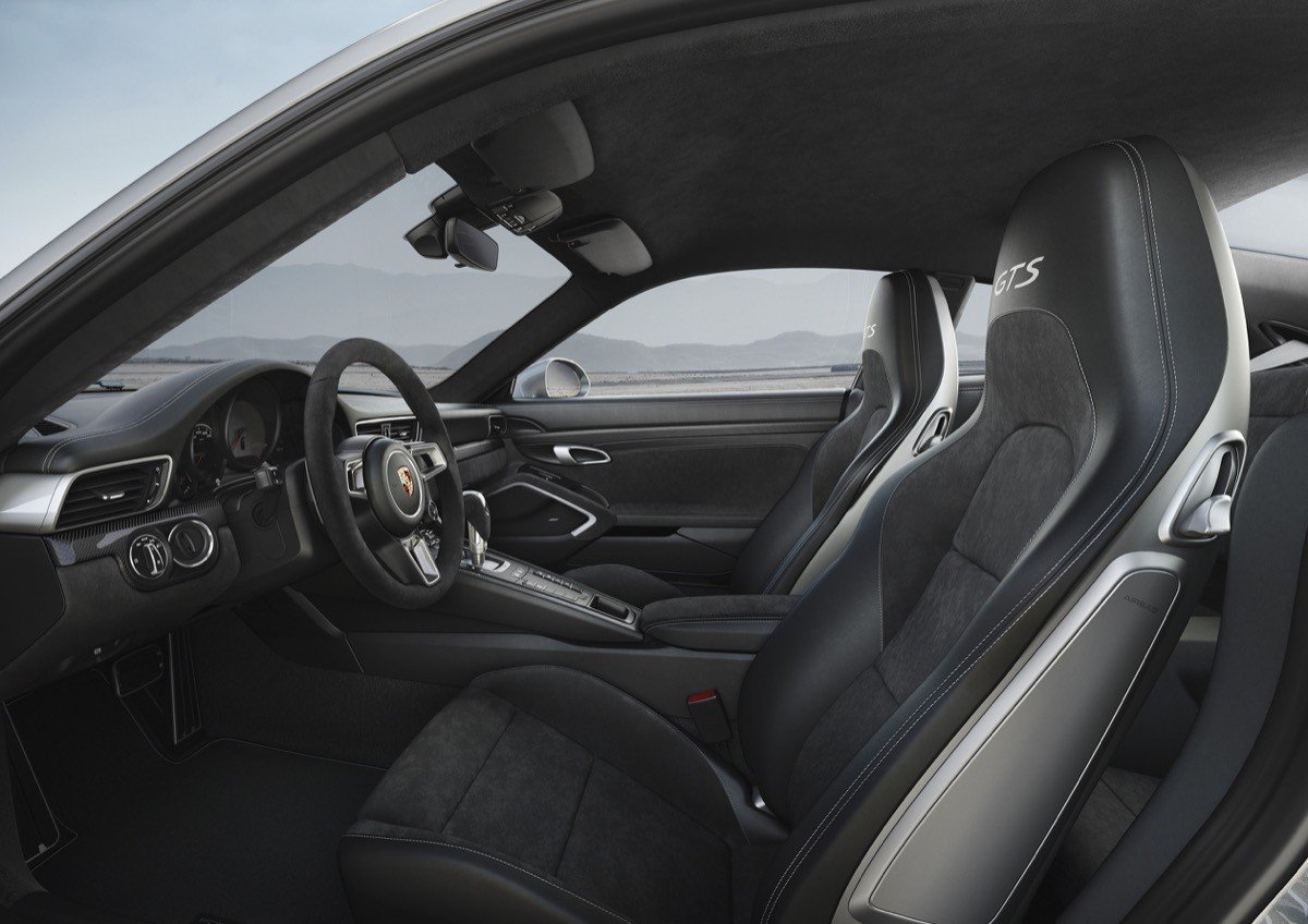 Nuevos Porsche 911 GTS Coupé, Cabrio y Targa: familia completa