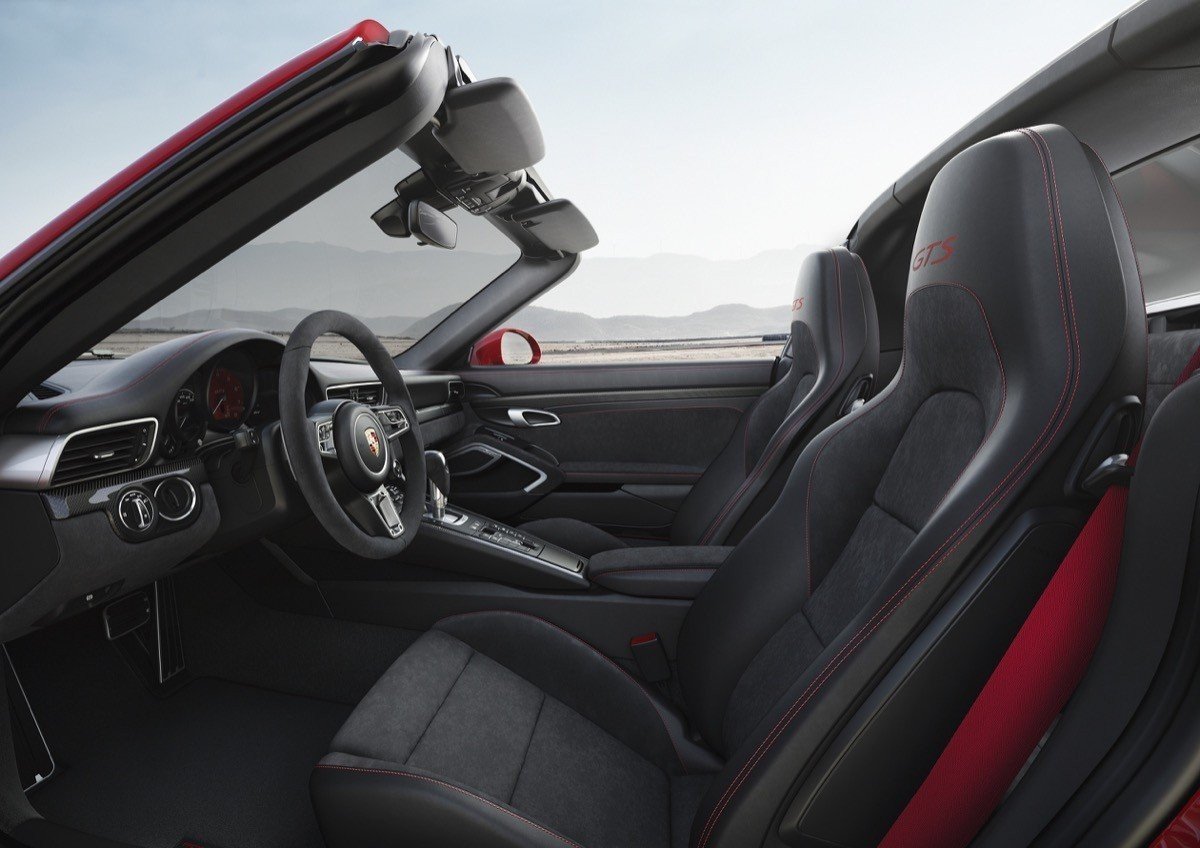 Nuevos Porsche 911 GTS Coupé, Cabrio y Targa: familia completa