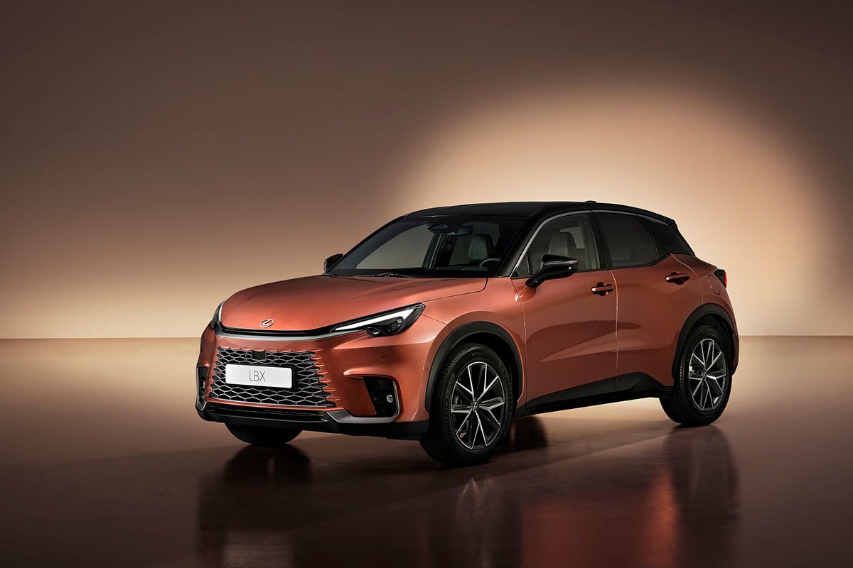 Así será el Lexus que más barato podrás comprar, el LBX: SUV e híbrido para 2024