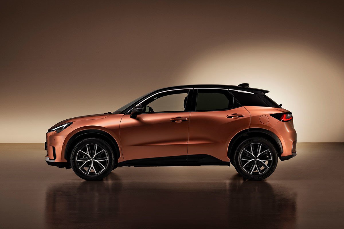 Así será el Lexus que más barato podrás comprar, el LBX: SUV e híbrido para 2024