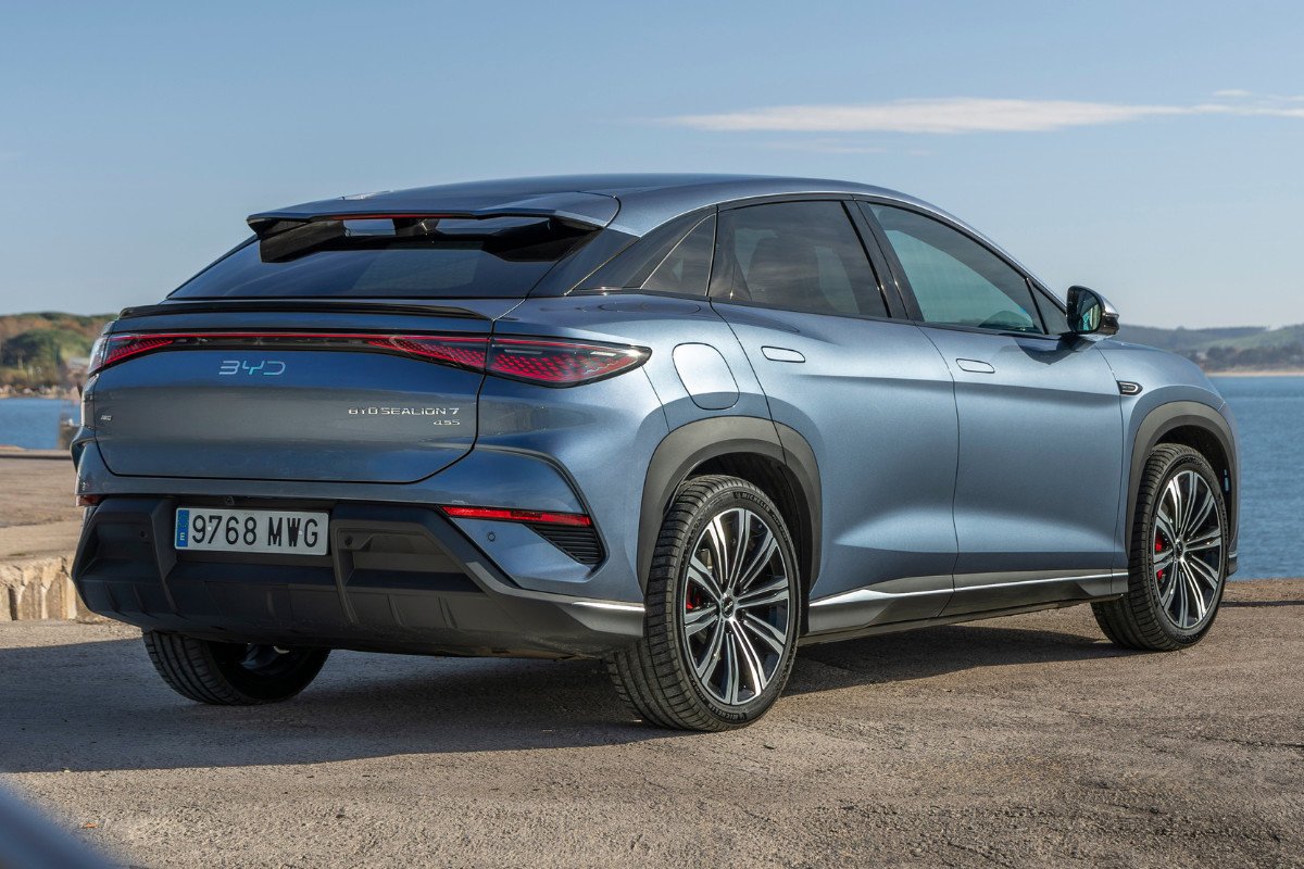 BYD Sealion 7