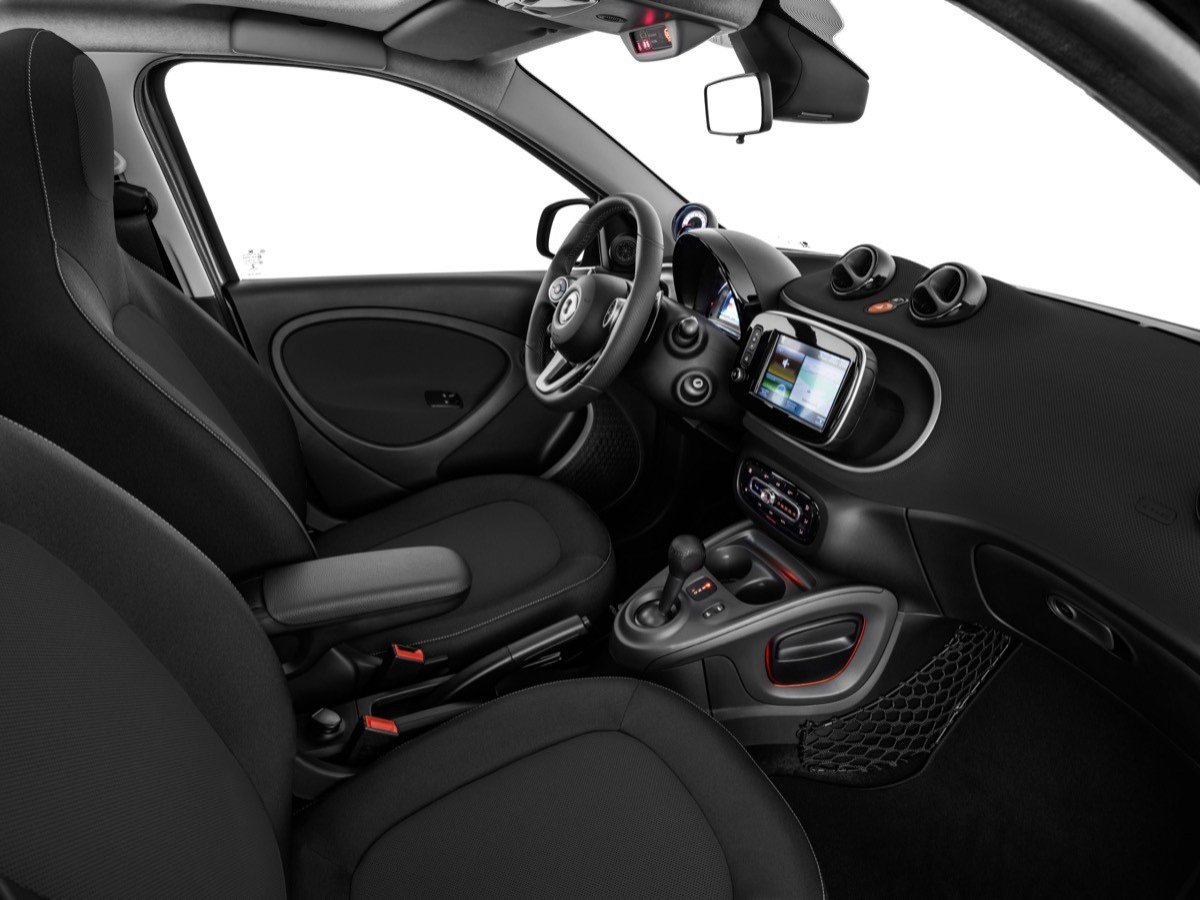 Estilo crossover para el smart forfour crosstown edition desde 3.330 euros