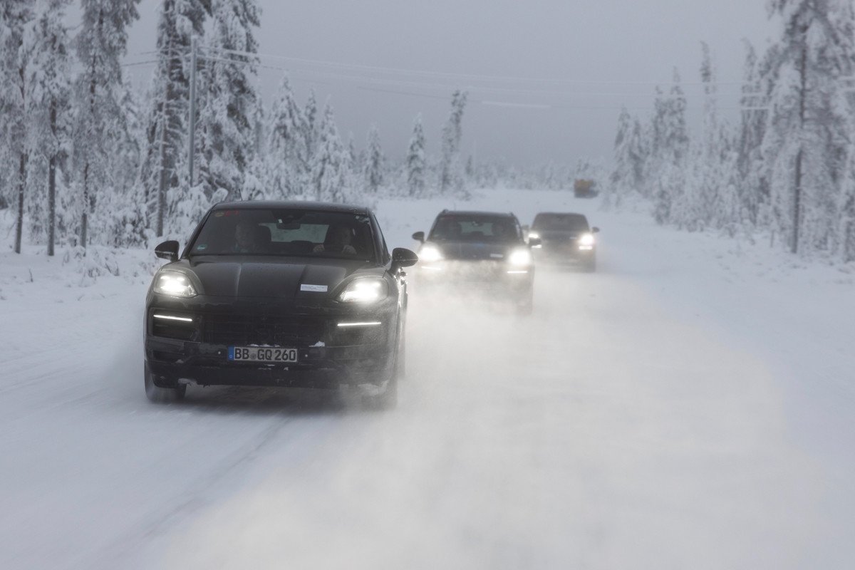 Primeras imágenes y vídeo del próximo Porsche Cayenne: el SUV al descubierto