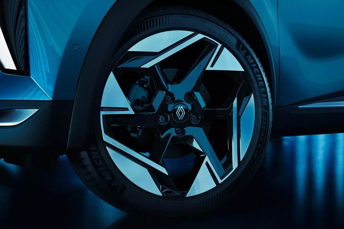 Nuevo Renault Symbioz: Más que un Captur alargado. Etiqueta ECO y el gasolina para 2025