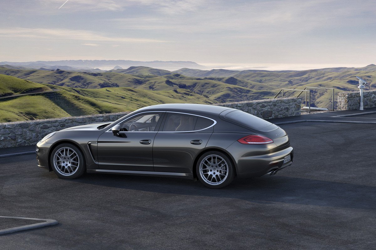 Nuevo Porsche Panamera 2013, ahora también híbrido enchufable