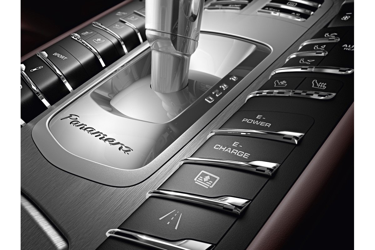 Nuevo Porsche Panamera 2013, ahora también híbrido enchufable