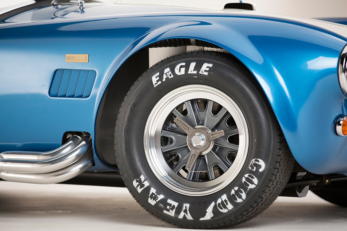 Shelby celebra los 50 años del Cobra con una edición especial