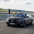 Mercedes Clase S: ruedas direccionales, detector de baches,...