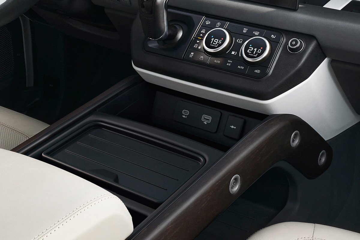 Nuevo Land Rover Defender 130, comodidad para hasta ocho pasajeros