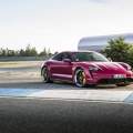 El Porsche Taycan tiene novedades: más autonomía, parking remoto o Android auto
