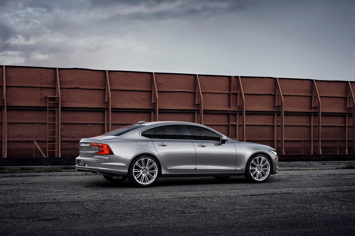 Polestar crea un paquete para mejorar los Volvo S90 y V90