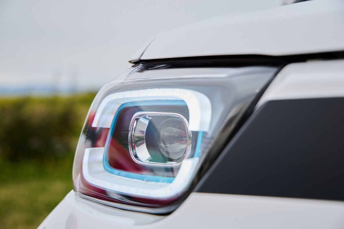 Invicta lanza dos cuatriciclos eléctricos, Pony y Pocco: precios, autonomía y prueba
