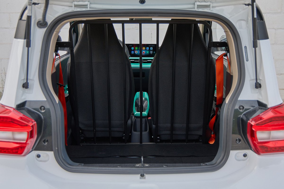 Invicta lanza dos cuatriciclos eléctricos, Pony y Pocco: precios, autonomía y prueba