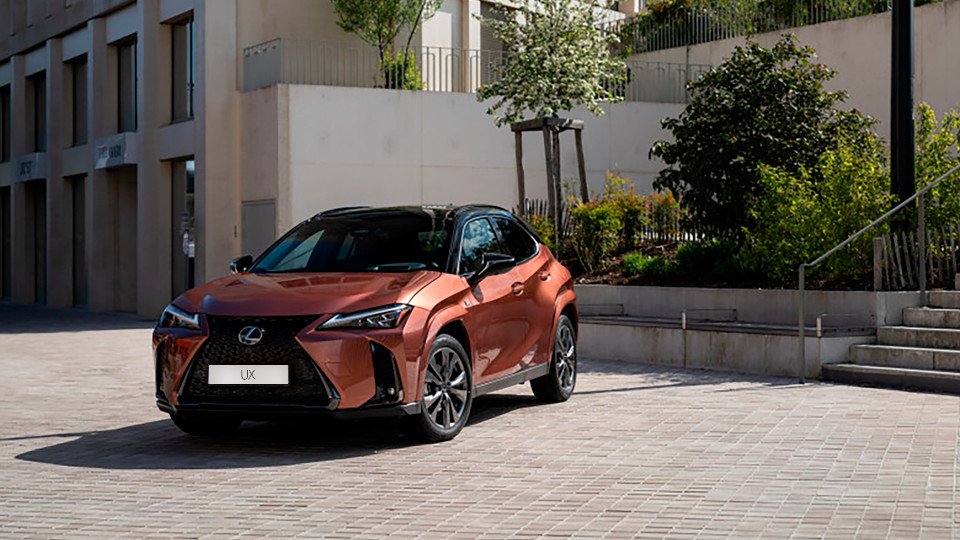 Nuevo Lexus UX: motores más potentes y eficientes con la ayuda de la tracción 4x4