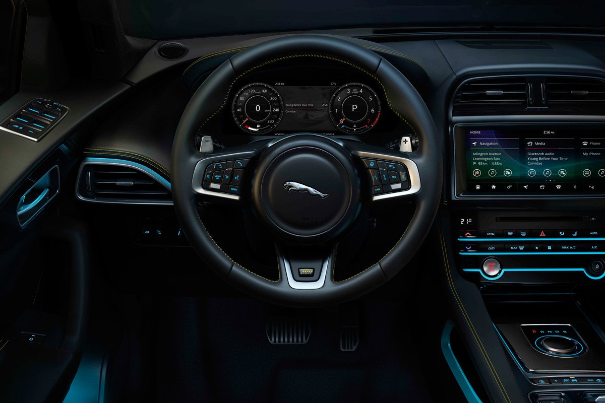 Nuevos equipamientos 300 Sport y Chequered Flag para el Jaguar F-PACE