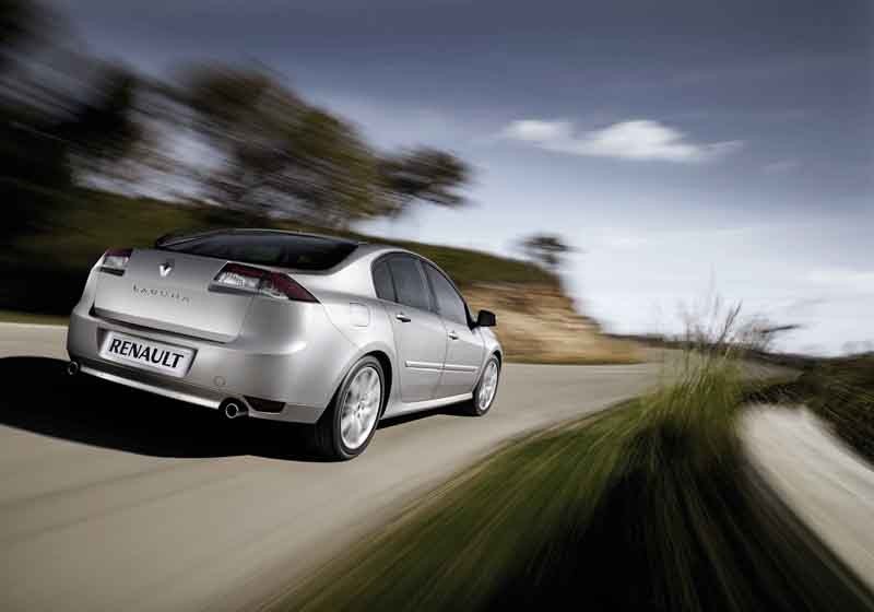 Renault Laguna 2010, todos con sistema 4Control