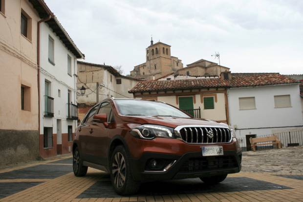 Suzuki S-Cross 1.0 turbo GLX, completo y accesible