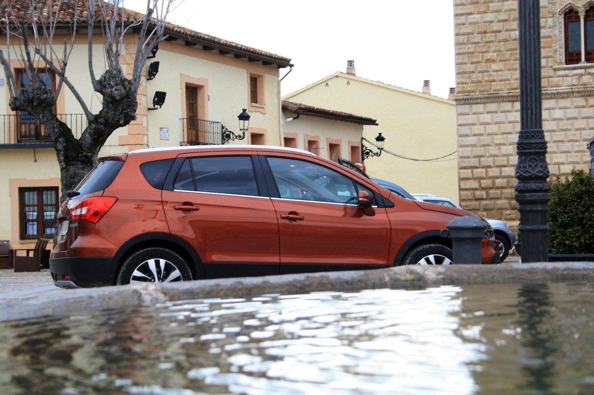 Suzuki S-Cross 1.0 turbo GLX, completo y accesible