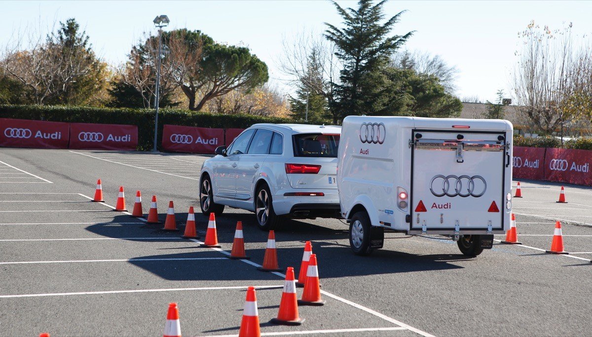 Probamos el asistente de remolque del nuevo Audi Q7