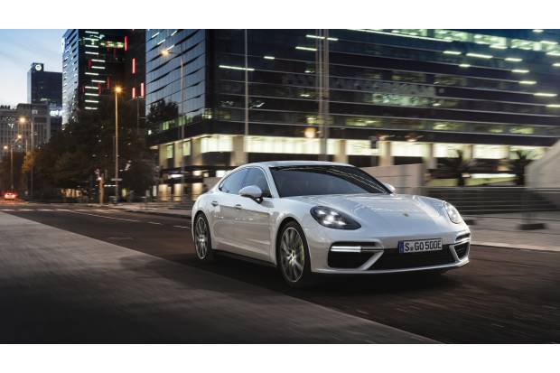 Porsche Panamera Turbo S E-Hybrid: ¡híbridos al poder! 