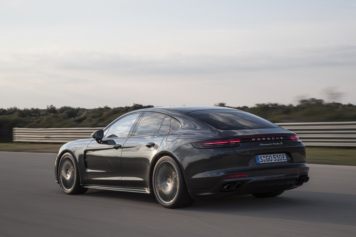 Porsche Panamera Turbo S E-Hybrid: ¡híbridos al poder! 