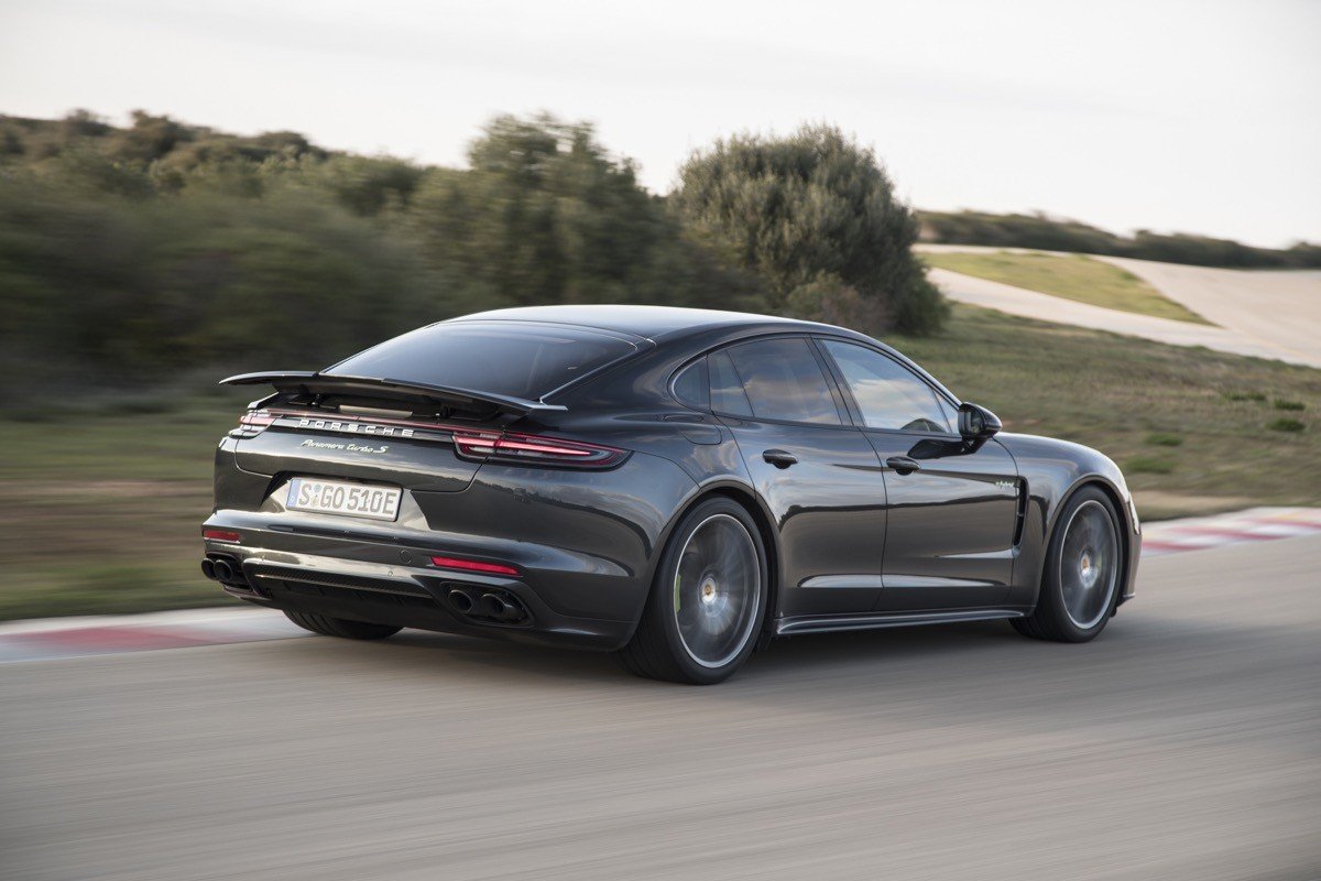 Porsche Panamera Turbo S E-Hybrid: ¡híbridos al poder! 
