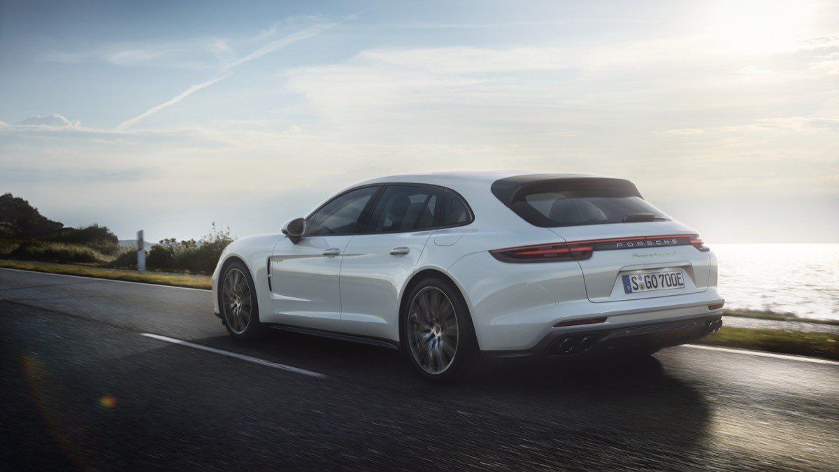 Porsche Panamera Turbo S E-Hybrid: ¡híbridos al poder! 