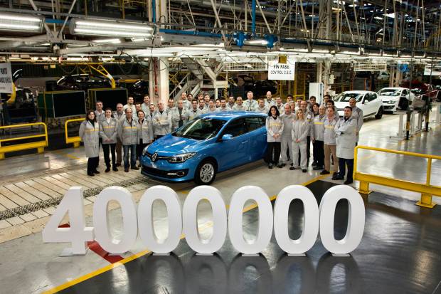 Sale el Renault Megane 4 millones de la factoría de Palencia 
