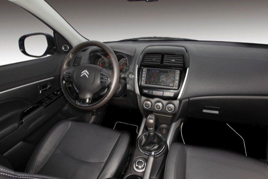 Nuevos coches: Citroën C4 Aircross, ahora también con fotos del interior