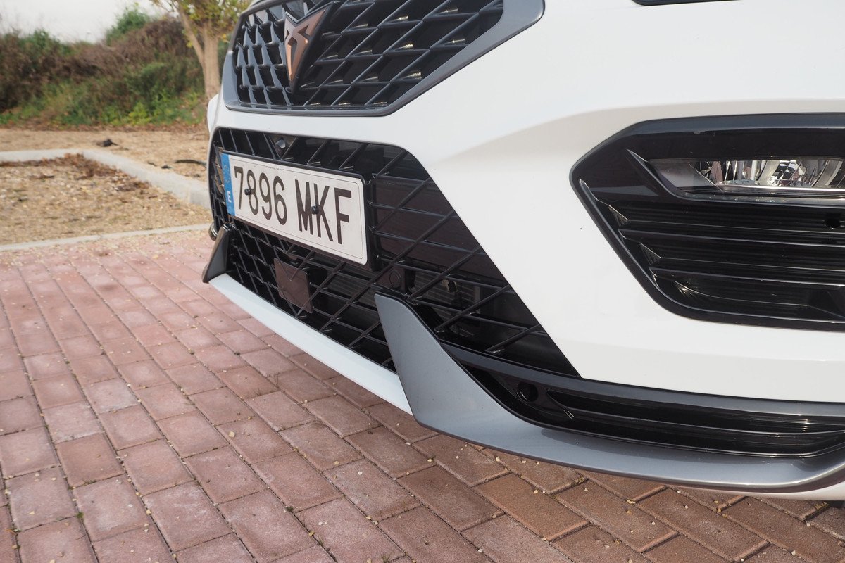 Prueba y opinión del CUPRA Ateca 190: ¿el motor más económico es igual de emocionante?