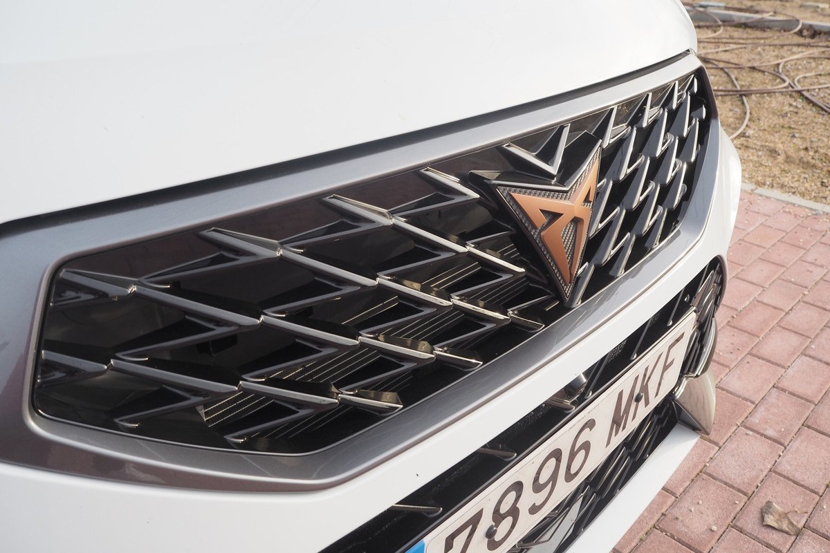 Prueba y opinión del CUPRA Ateca 190: ¿el motor más económico es igual de emocionante?