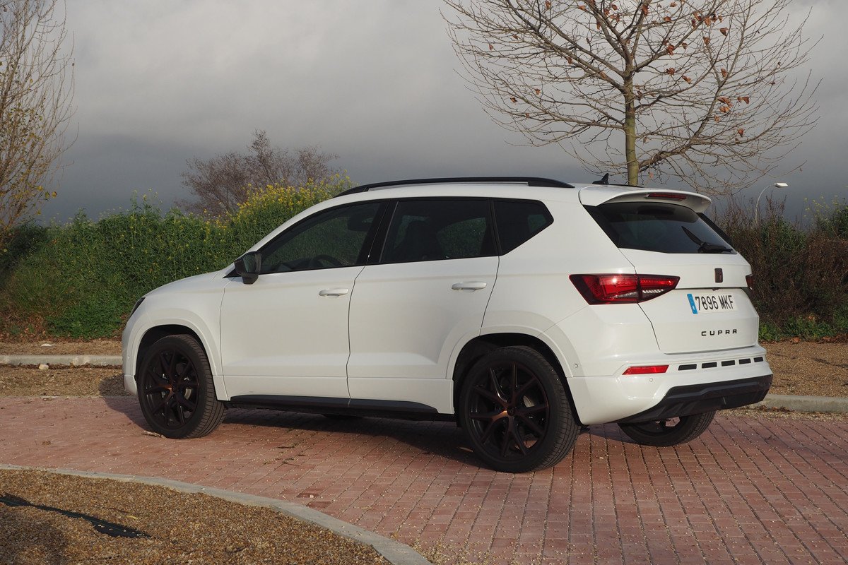 Prueba y opinión del CUPRA Ateca 190: ¿el motor más económico es igual de emocionante?