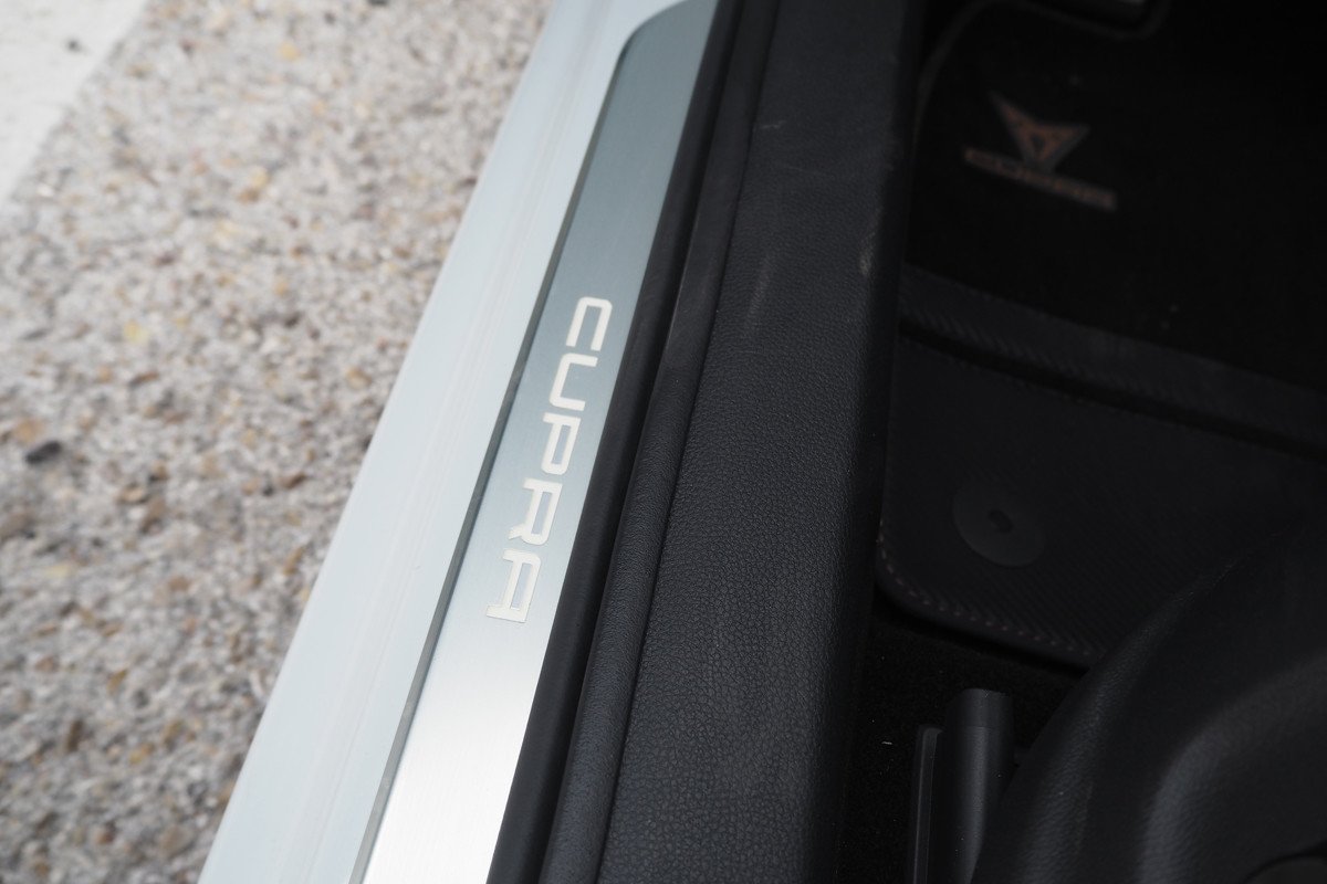 Prueba y opinión del CUPRA Ateca 190: ¿el motor más económico es igual de emocionante?