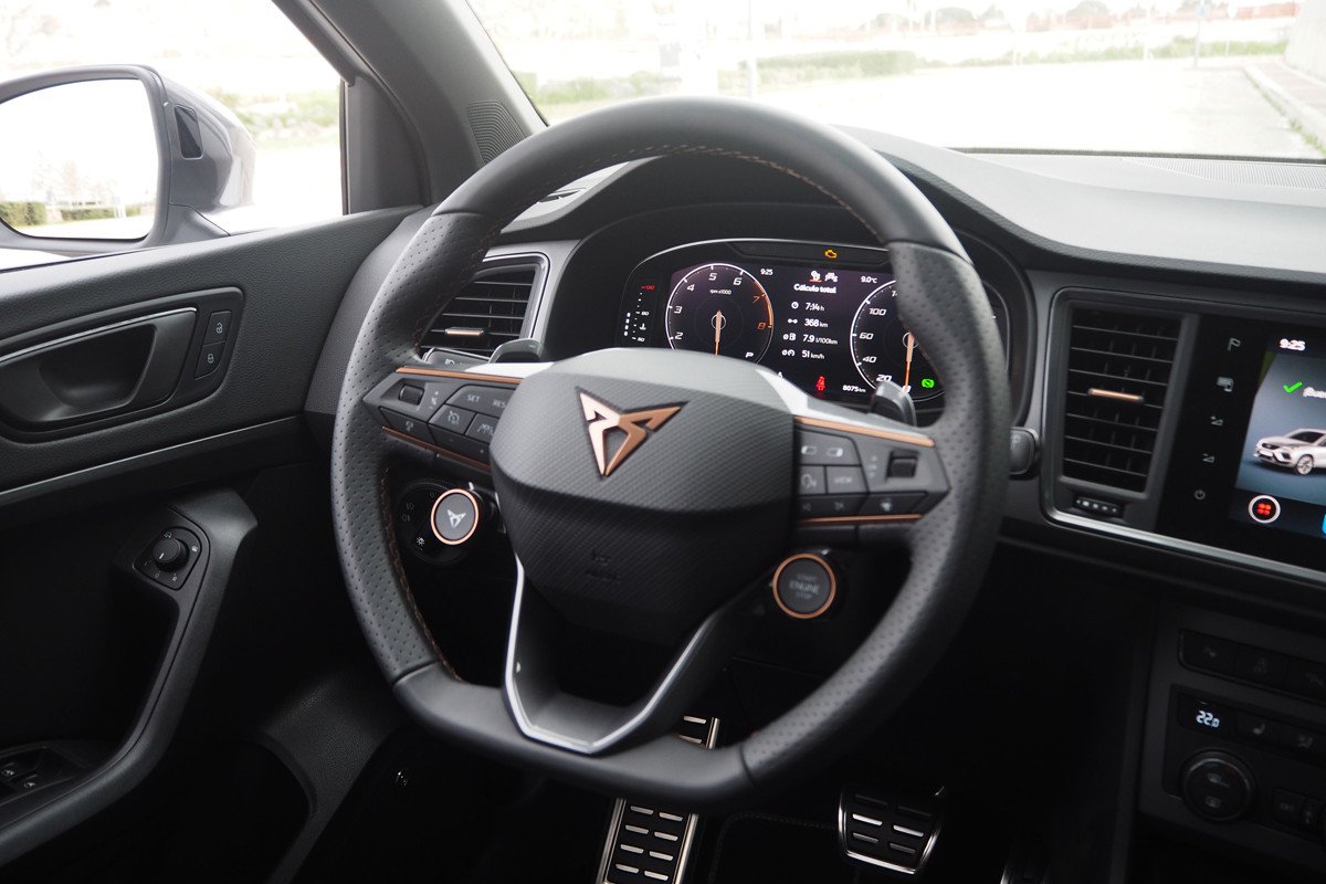 Prueba y opinión del CUPRA Ateca 190: ¿el motor más económico es igual de emocionante?