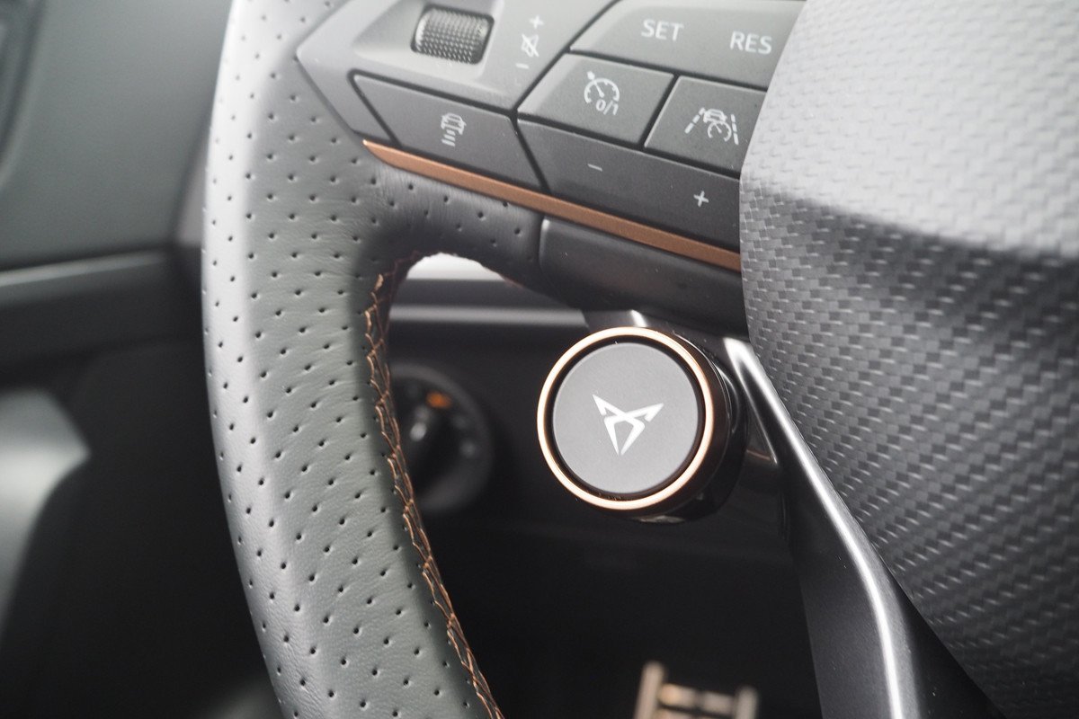 Prueba y opinión del CUPRA Ateca 190: ¿el motor más económico es igual de emocionante?