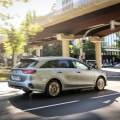 Dos coches diésel para viajar cargados en vacaciones (uno ECO)