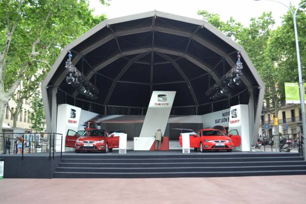 Seat invita a probar el nuevo León SC en Madrid y Barcelona